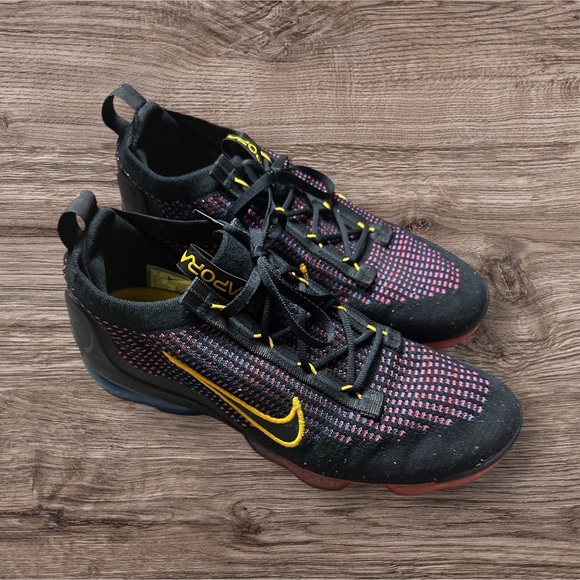 Nike Other - Men’s Nike Vapor Max 2021 FK Black Photo Blue Crimson University Gold Size 11.5